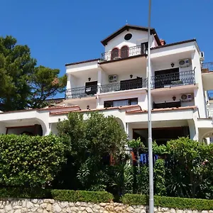 Pansion Klaudija Crikvenica